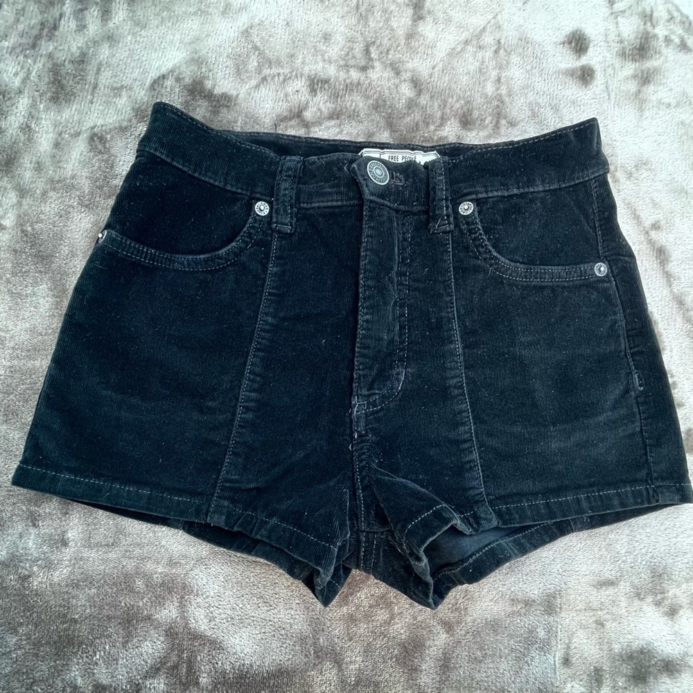 Free People Corduroy Shorts 🖤